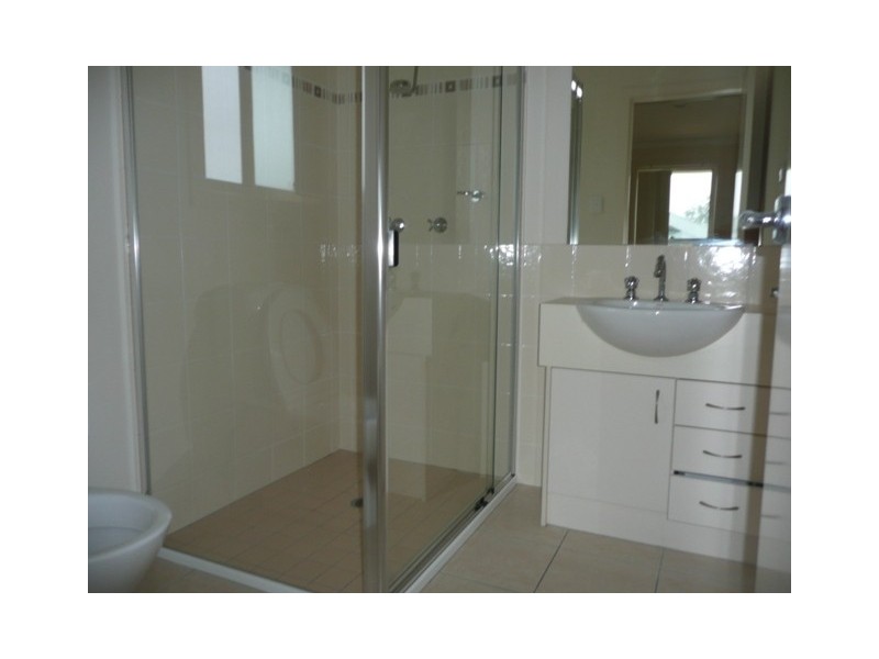 33 MOORHEN STREET, Coomera QLD 4209