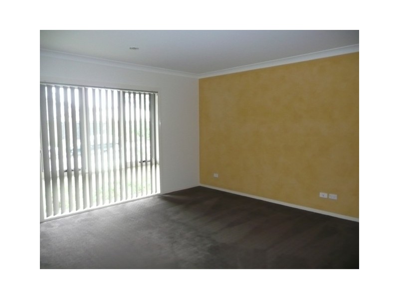 10 Cessna Street, Upper Coomera QLD 4209