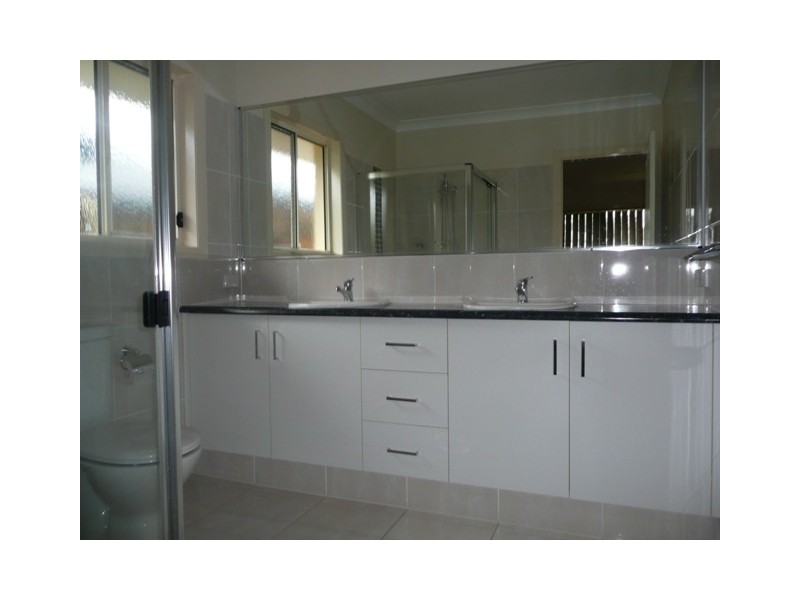 10 Cessna Street, Upper Coomera QLD 4209