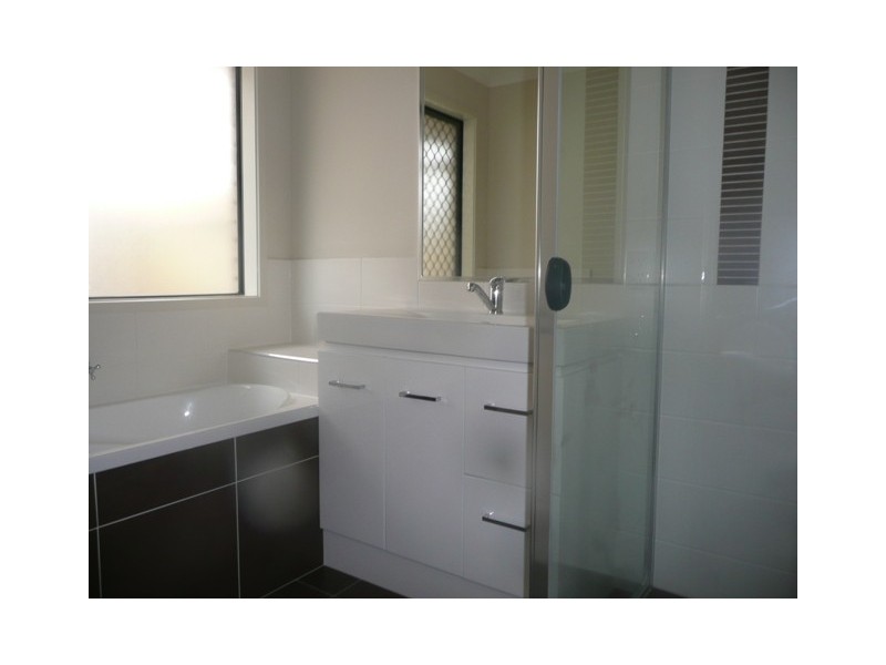 35 Bellagio Cres, Coomera QLD 4209