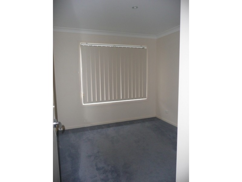 4/17 Park Esplanade, Coomera QLD 4209