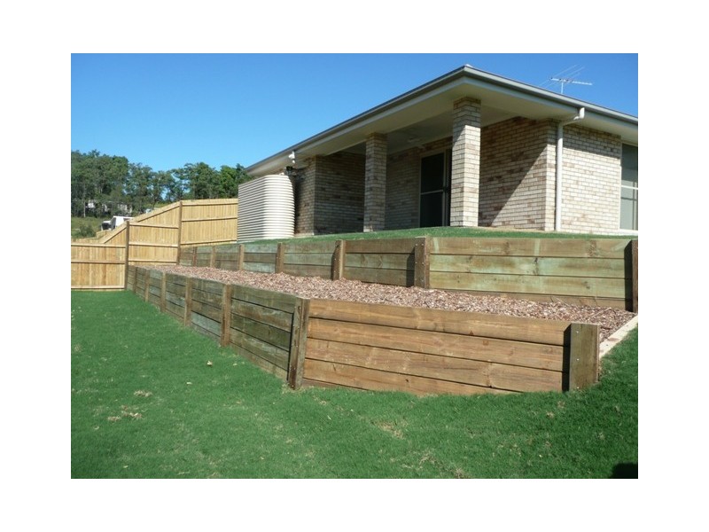 32 HANOVER DRIVE, Pimpama QLD 4209