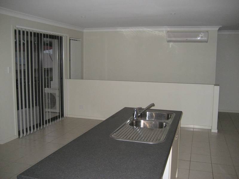 6/13 Egret Lane, Coomera QLD 4209