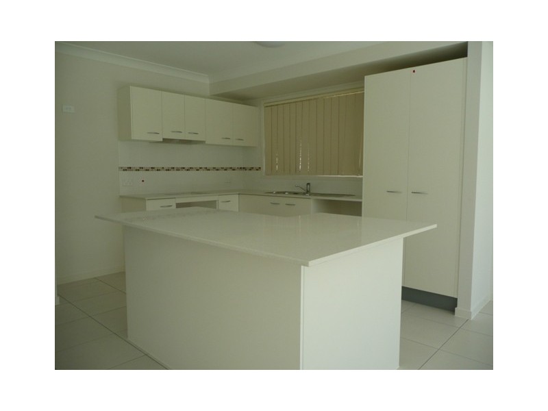 32 Bellagio Crescent, Coomera QLD 4209