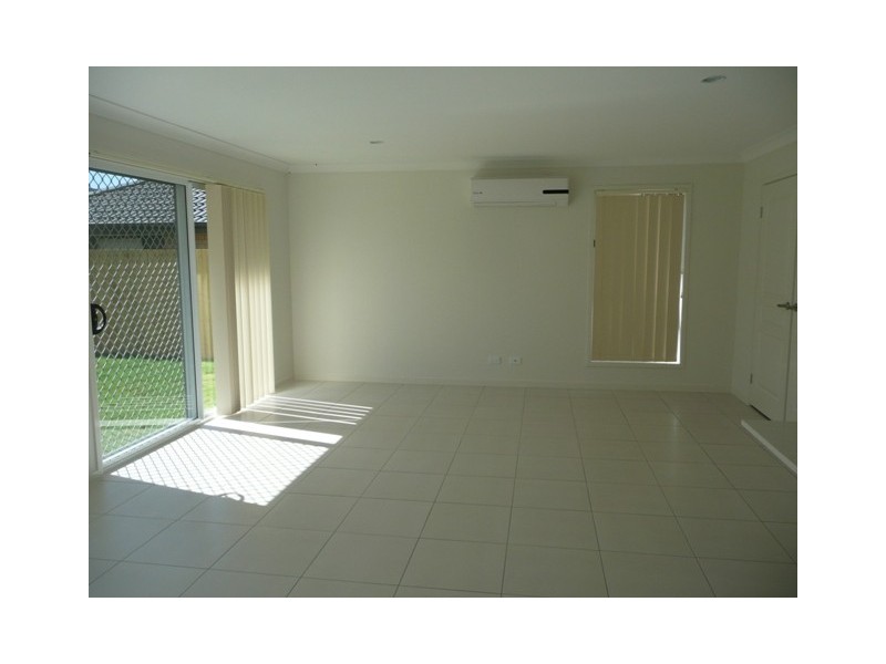 32 Bellagio Crescent, Coomera QLD 4209