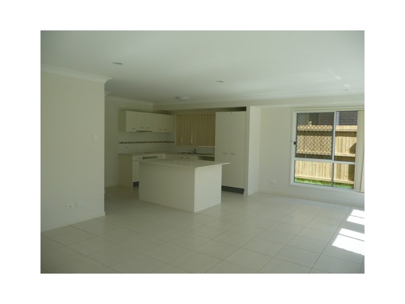 32 Bellagio Crescent, Coomera QLD 4209