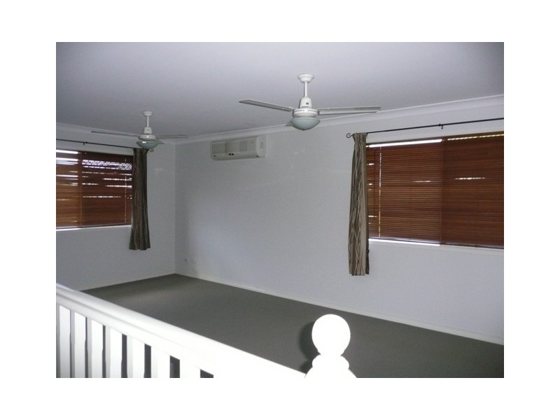 33 Goldcrest Drive, Upper Coomera QLD 4209