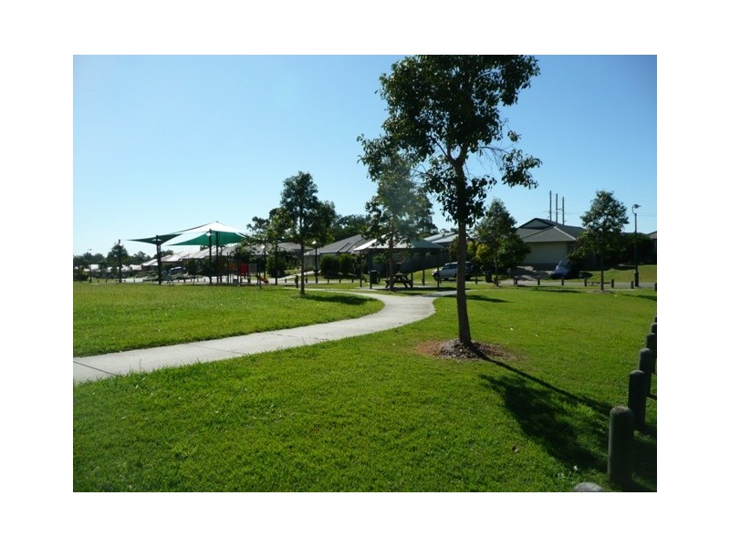33 Goldcrest Drive, Upper Coomera QLD 4209