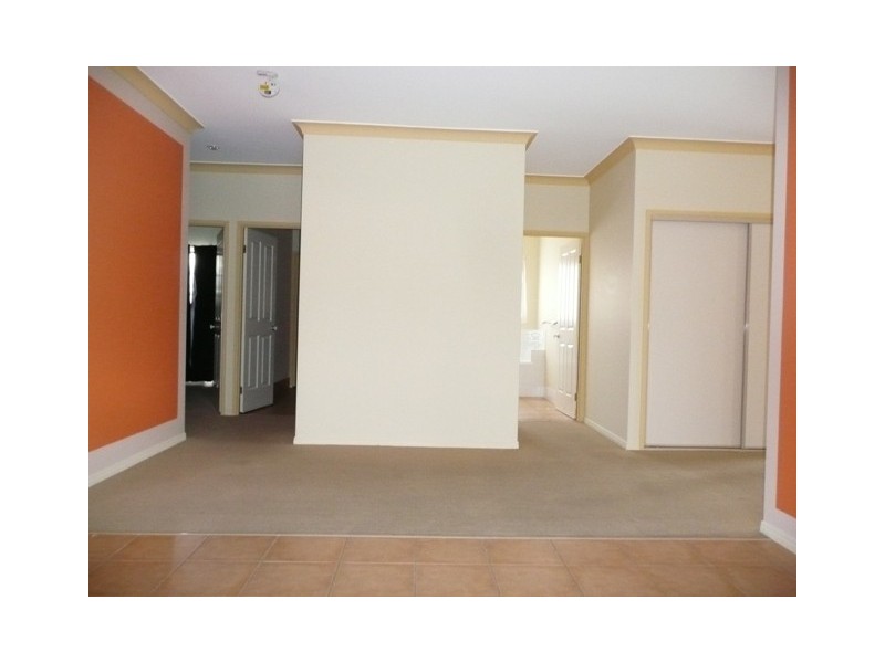 8 Bluetail Crescent, Upper Coomera QLD 4209