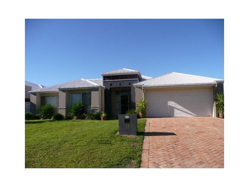 6 Freya Cct, Coomera QLD 4209