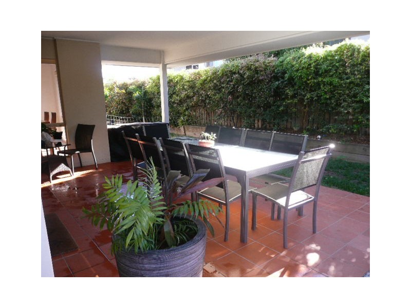 6 Freya Cct, Coomera QLD 4209