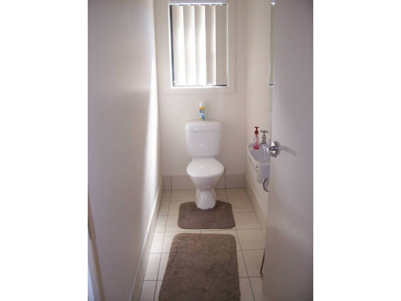 1/23 Park Esplanade, Coomera QLD 4209