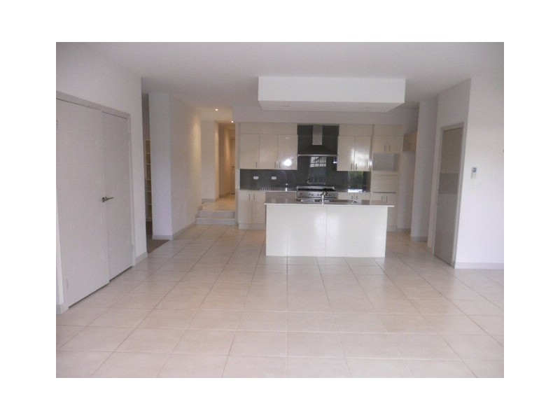 9 Crusade Court, Coomera QLD 4209