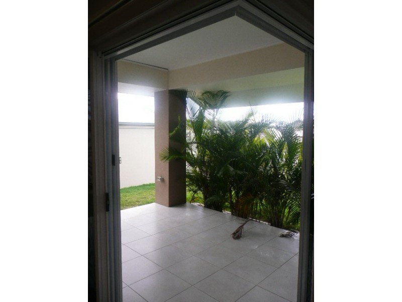 9 Crusade Court, Coomera QLD 4209