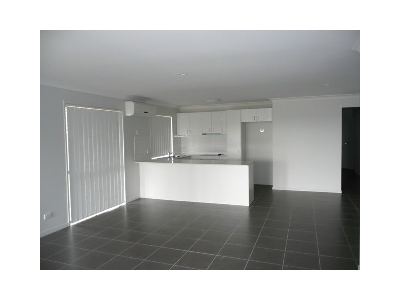 32 Filbert Street, Upper Coomera QLD 4209