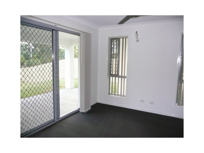 18 Bottletree Ct, Coomera QLD 4209
