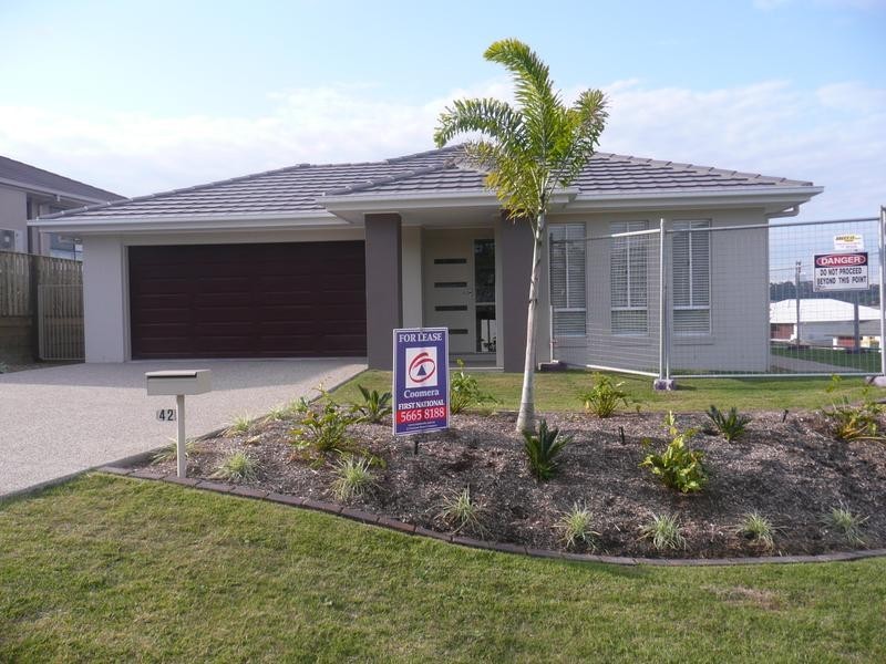 42 Mcleay Cct, Upper Coomera QLD 4209