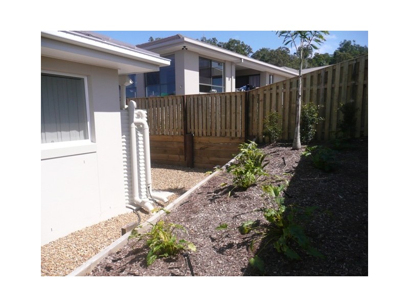 42 Mcleay Cct, Upper Coomera QLD 4209