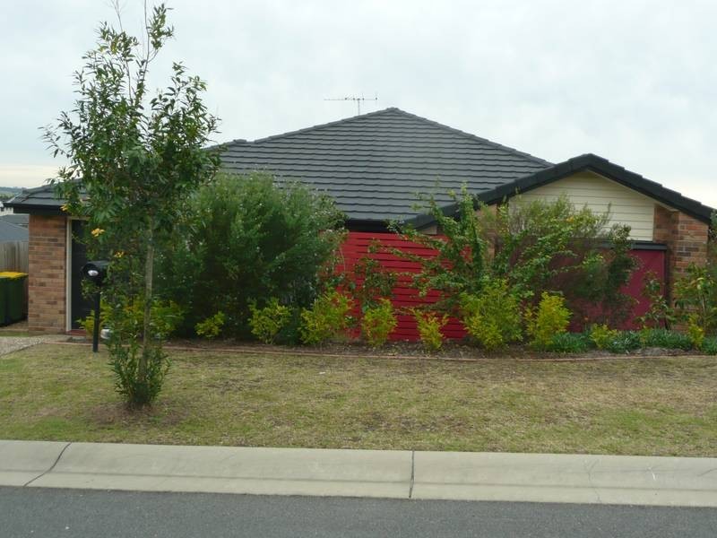 19 Charlton Crescent, Ormeau QLD 4208