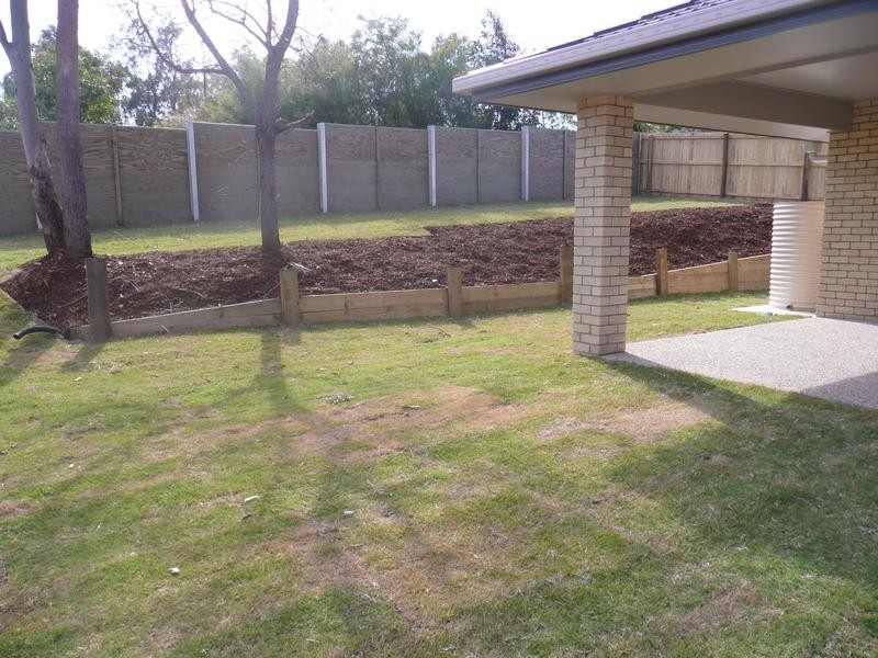 6 Hanover Drive, Pimpama QLD 4209