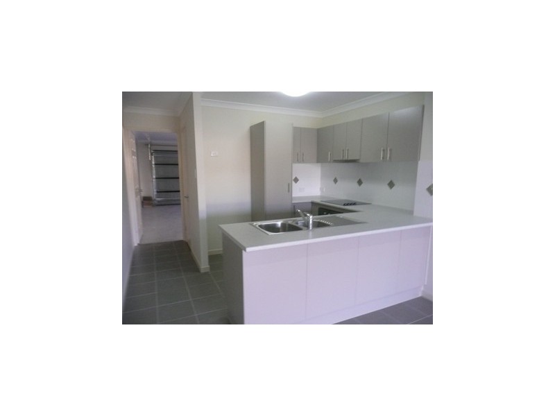 1/25 Bellagio Crescent, Coomera QLD 4209