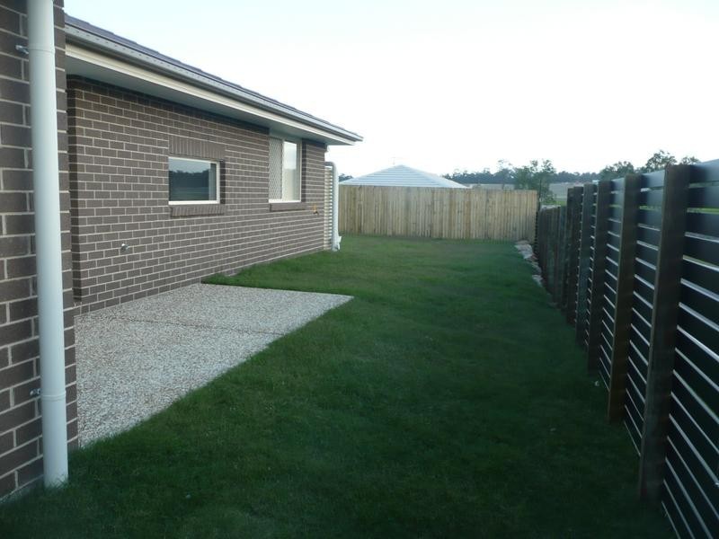 28 Arcadia, Pimpama QLD 4209