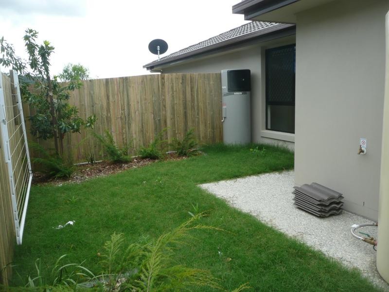 1-29 filbert, Upper Coomera QLD 4209