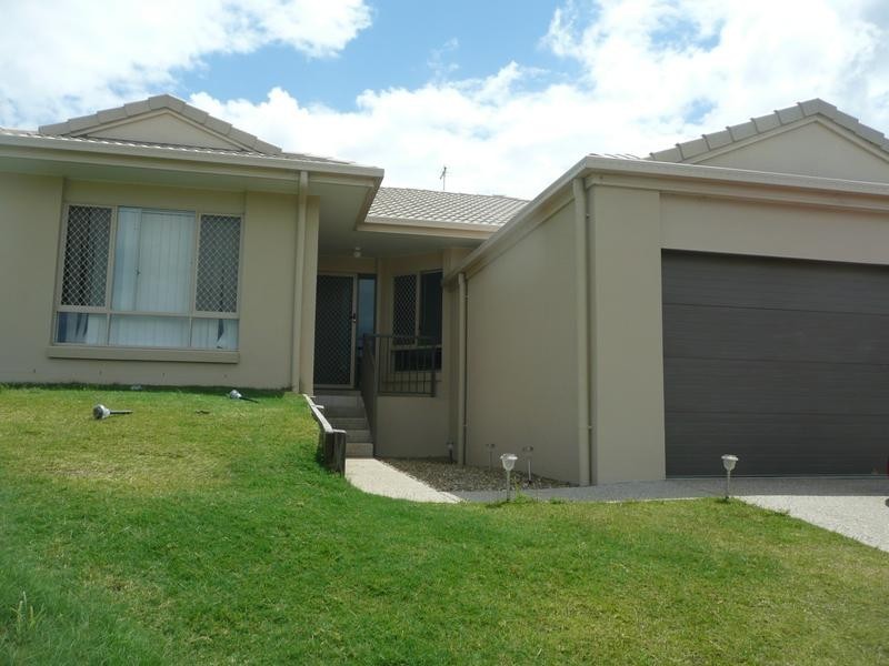 17 Amarath, Upper Coomera QLD 4209