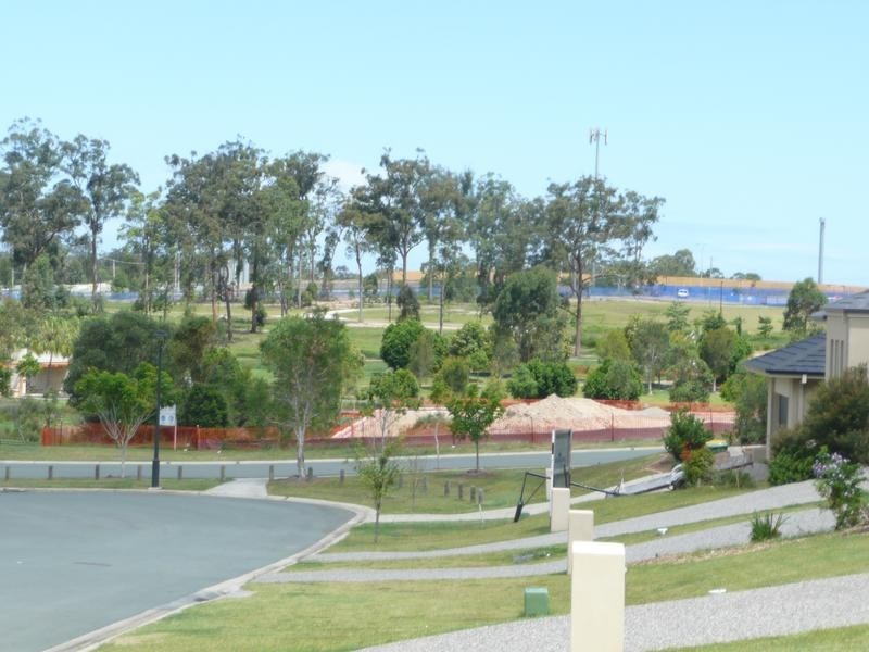 17 Amarath, Upper Coomera QLD 4209