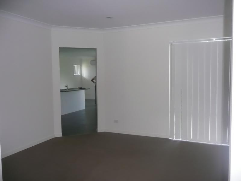 4 Picton, Upper Coomera QLD 4209