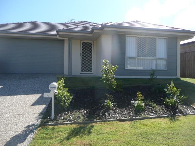 6 Goolwa Crt, Pimpama QLD 4209
