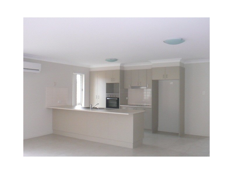 6 Goolwa Crt, Pimpama QLD 4209