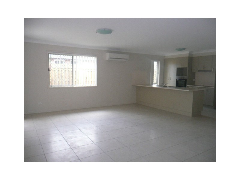 6 Goolwa Crt, Pimpama QLD 4209