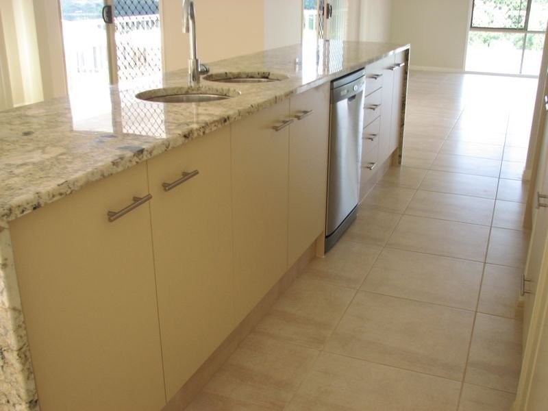 Pacific Pines QLD 4211