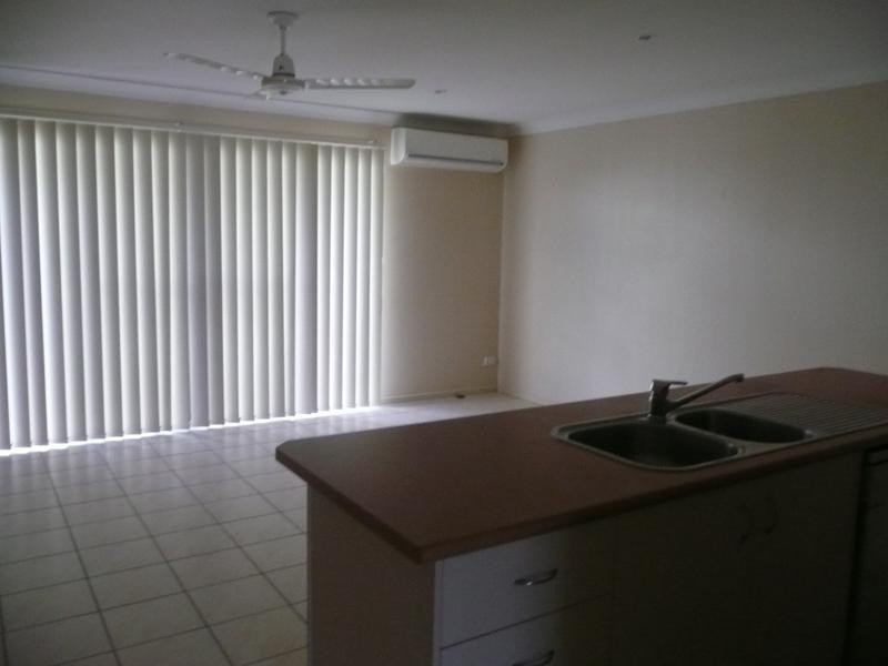 17 B Park Esplanade, Coomera QLD 4209