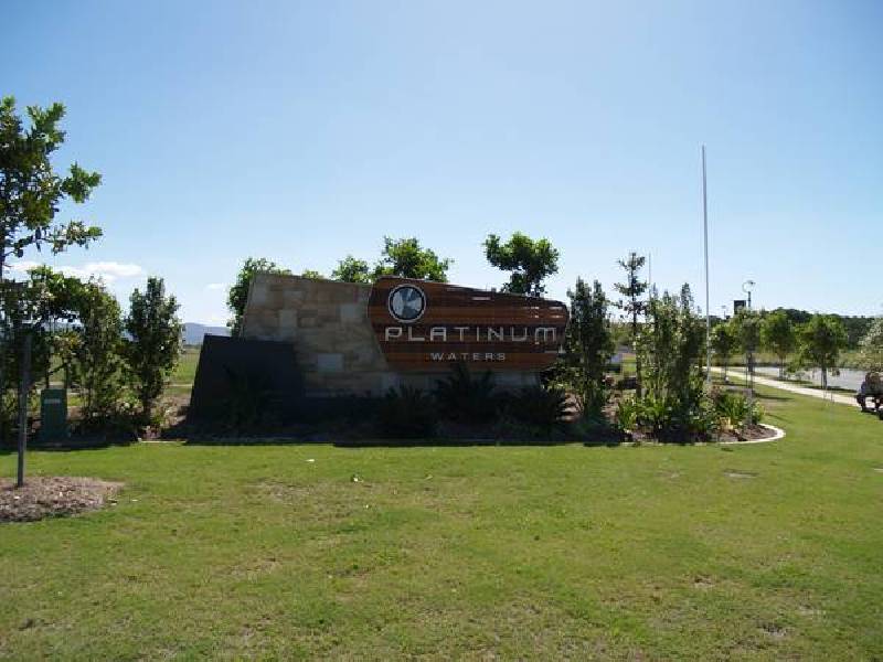 Hope Island QLD 4212