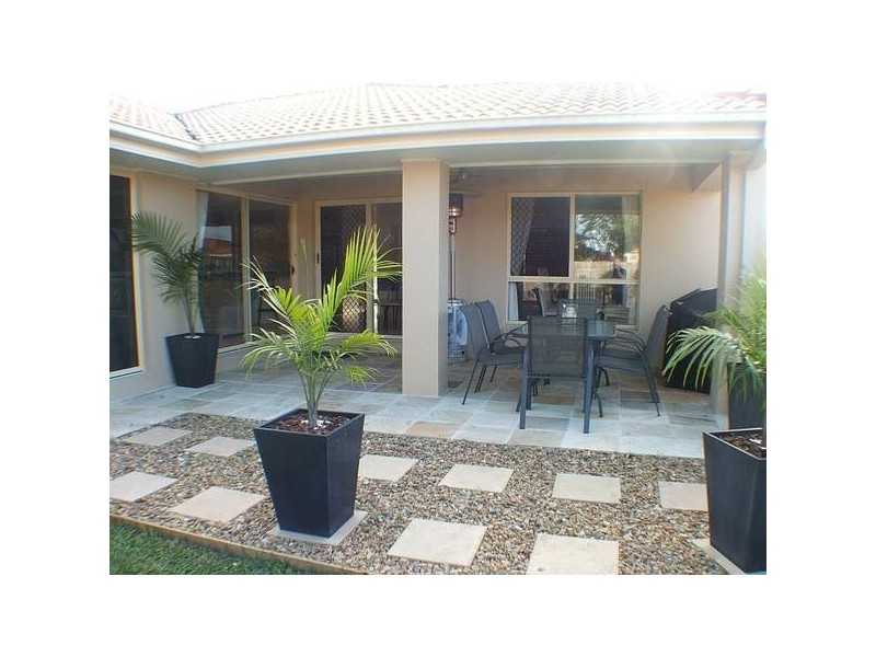 15 Kaizlee Crescent, Upper Coomera QLD 4209