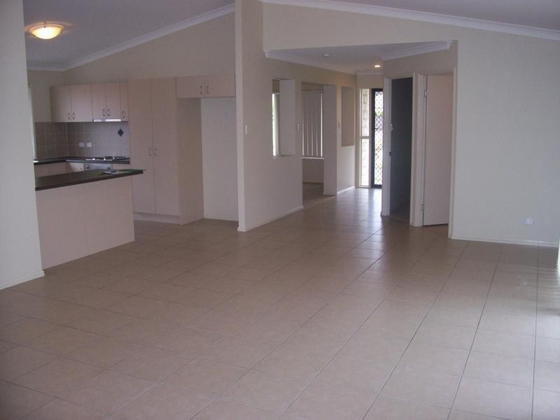 13 Kaizlee Crescent, Upper Coomera QLD 4209
