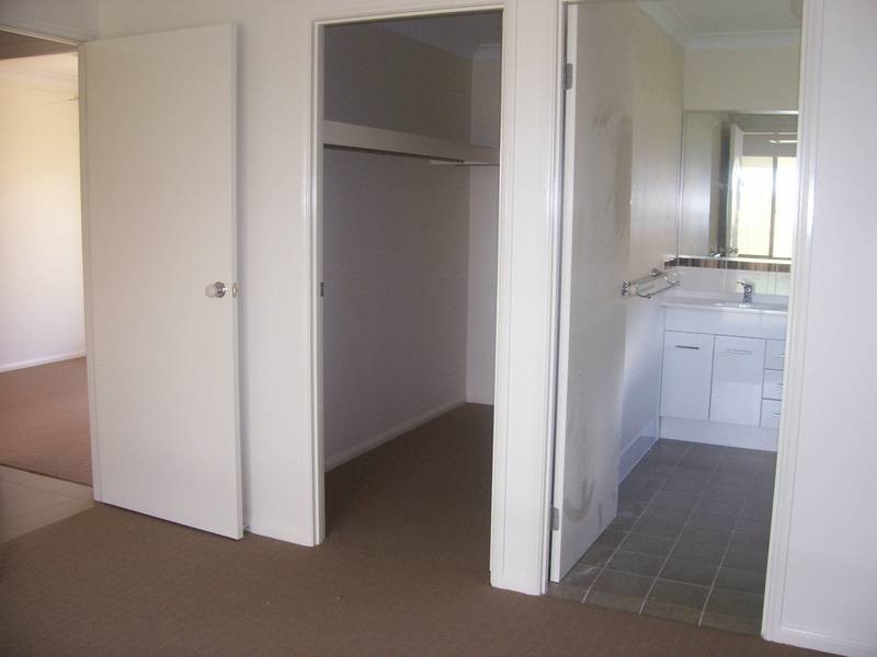 5 Bader Road, Upper Coomera QLD 4209