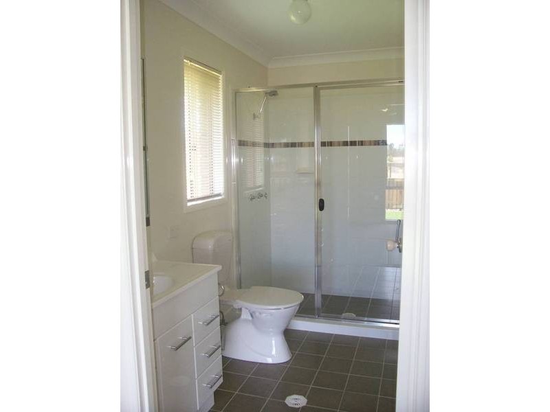5 Flight Road, Upper Coomera QLD 4209