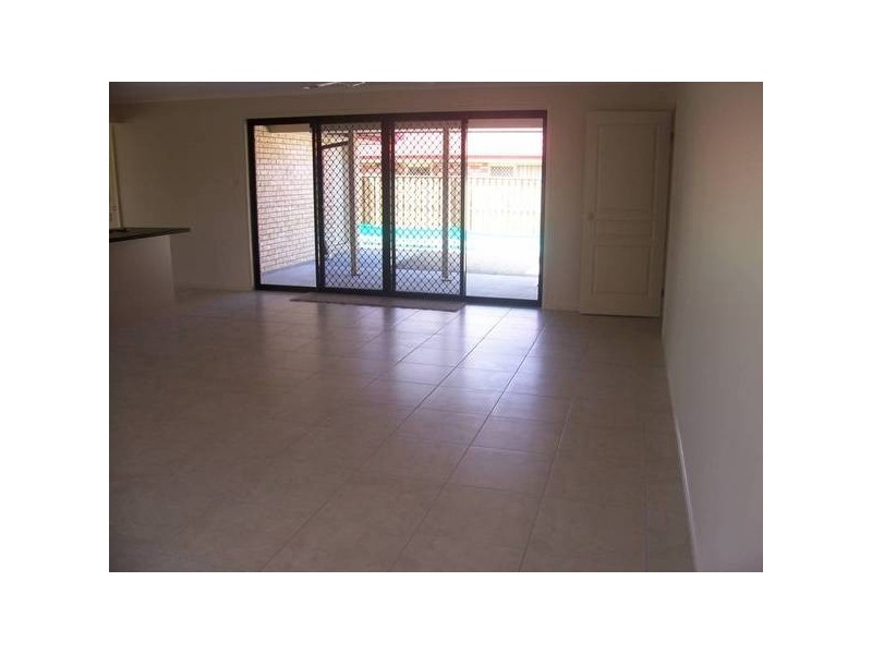 18 Kingsford Drive, Upper Coomera QLD 4209