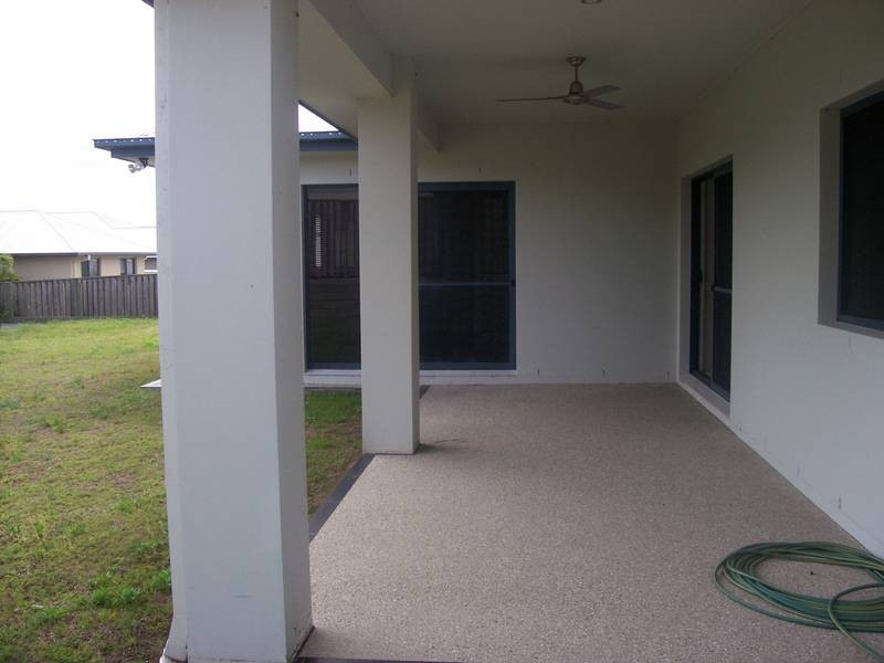 6 Ragamuffin Drive, Coomera QLD 4209