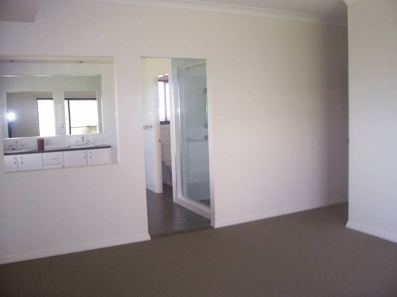 6 Ragamuffin Drive, Coomera QLD 4209