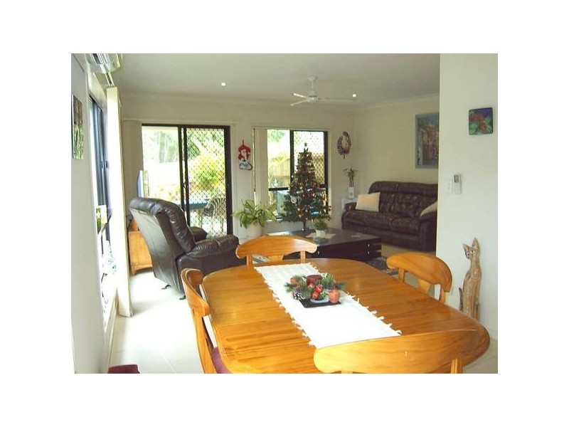 1/7 Dine Court, Upper Coomera QLD 4209