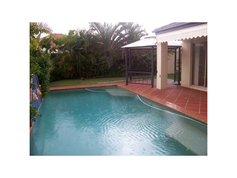 Hope Island QLD 4212