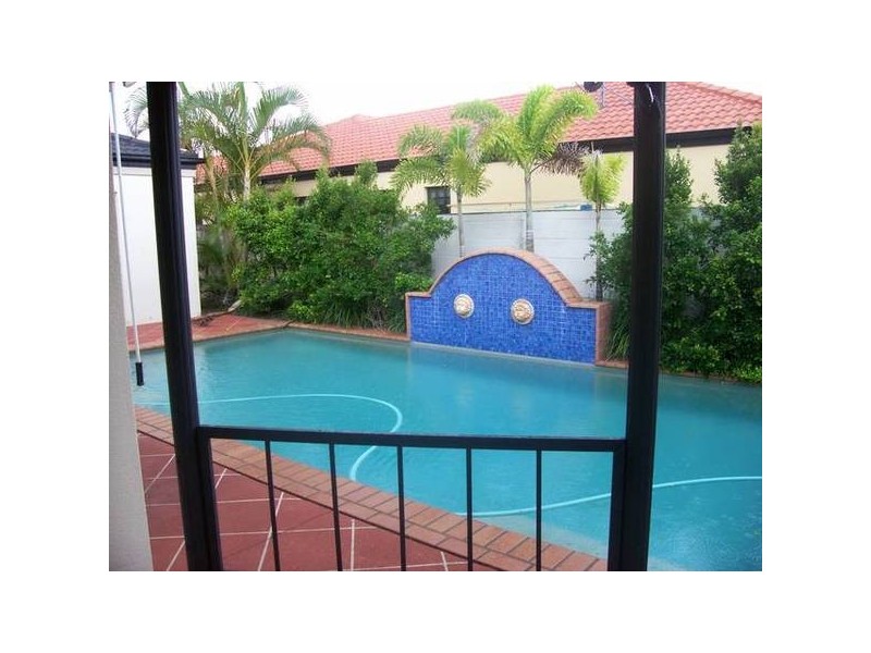 Hope Island QLD 4212