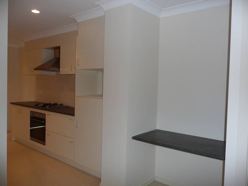 1/8 Seashell Avenue, Coomera QLD 4209