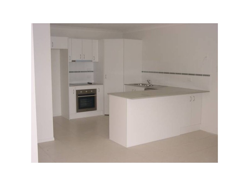 2/27 Valda Avenue, Coomera QLD 4209