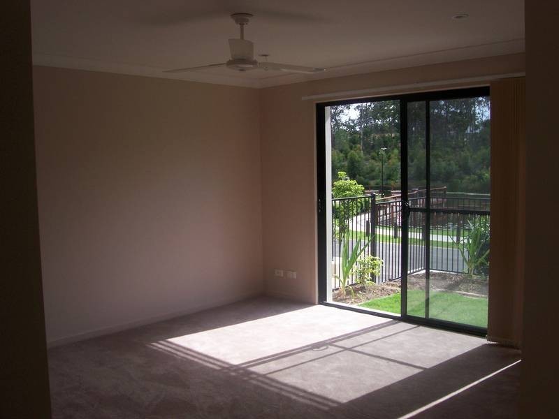 6/23 Park Esplanade, Coomera QLD 4209