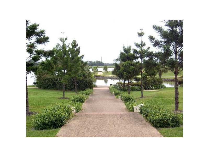 18 Princeton St, Oxenford QLD 4210